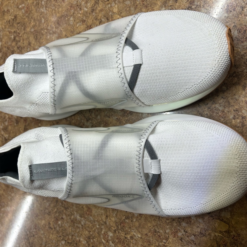 Brooks Levitate Limited Edition size 11 Women’s Shoes